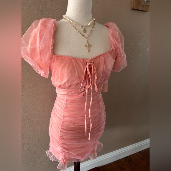 Elegant Peach Ruched Mesh Puff Sleeves Dress - Picture 5 of 14